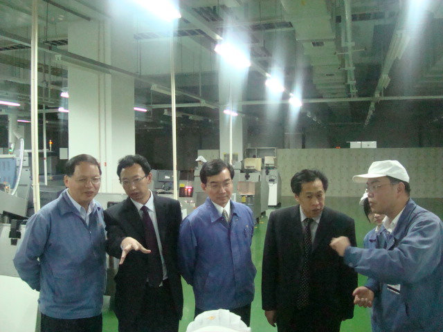 鞍山市台办考察南亚昆山电子厂 _中国台湾网